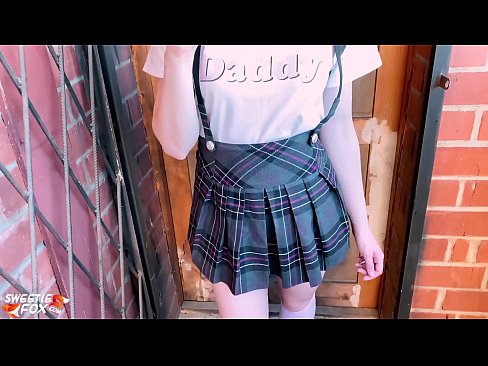 ❤️ Schoolgirl Sucks nws dick tob thiab fucks es tsis txhob ntawm chav kawm. ️❌ Porno ntawm peb Ib ❤